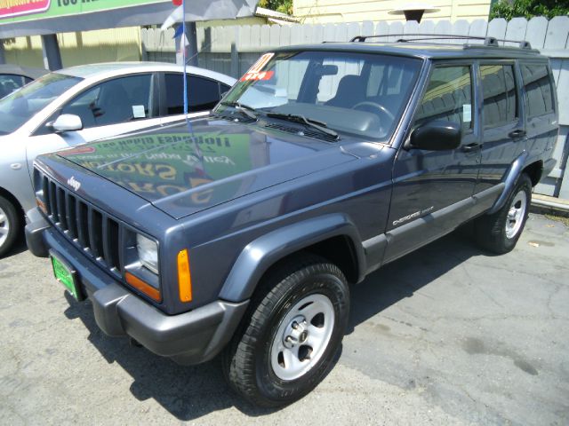 2001 Jeep Cherokee Base GLS LX