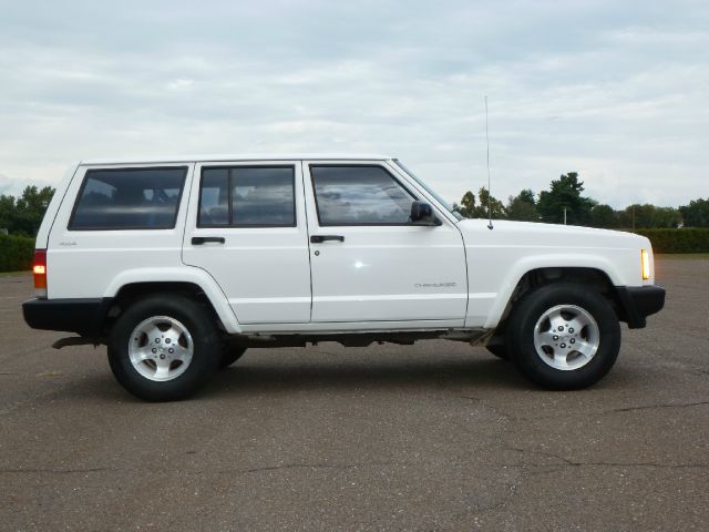 2001 Jeep Cherokee Base GLS LX