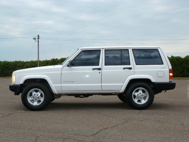 2001 Jeep Cherokee Base GLS LX