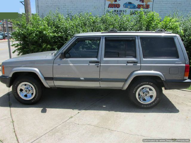 2001 Jeep Cherokee Base GLS LX