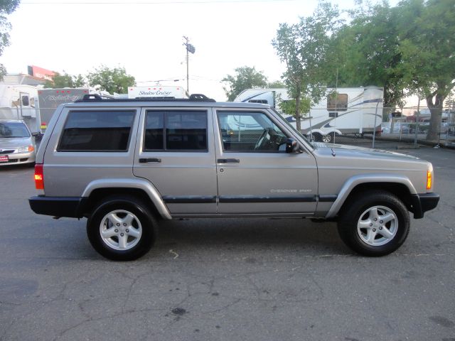 2001 Jeep Cherokee Touring Convertible 2D