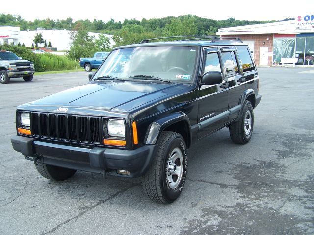 2001 Jeep Cherokee Base GLS LX