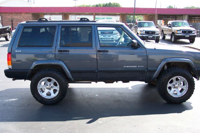 2001 Jeep Cherokee Base GLS LX