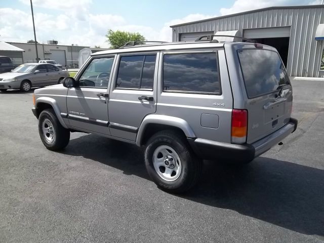 2001 Jeep Cherokee Base GLS LX