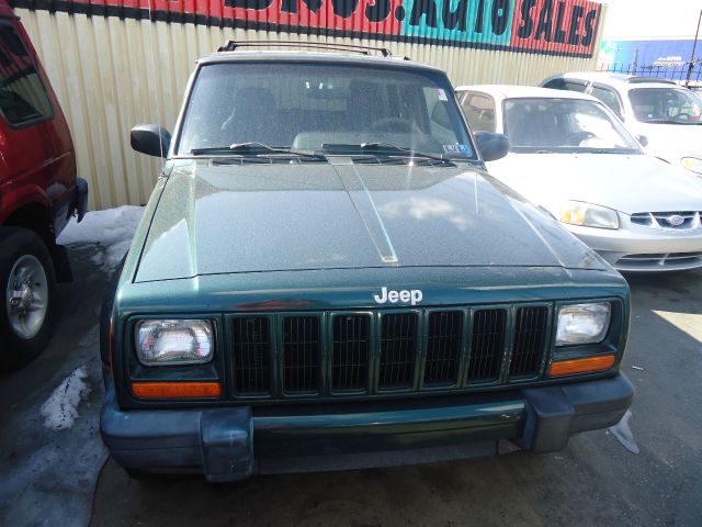 2001 Jeep Cherokee Base GLS LX