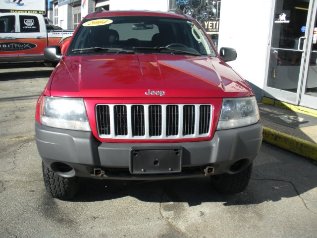 2004 Jeep Cherokee LS