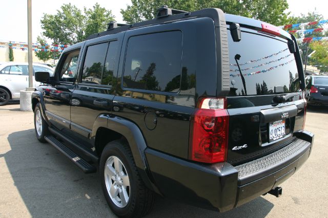 2006 Jeep Commander Ram 3500 Diesel 2-WD