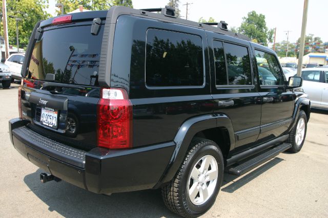 2006 Jeep Commander Ram 3500 Diesel 2-WD