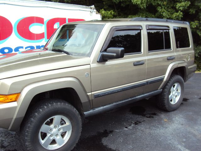 2006 Jeep Commander Ram 3500 Diesel 2-WD