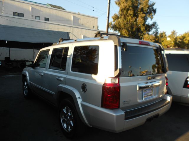 2006 Jeep Commander Super