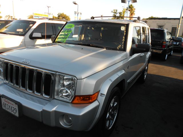 2006 Jeep Commander Super