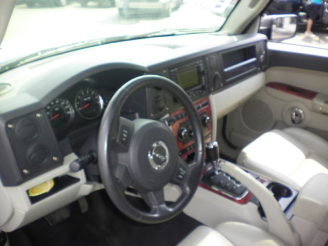 2006 Jeep Commander Super