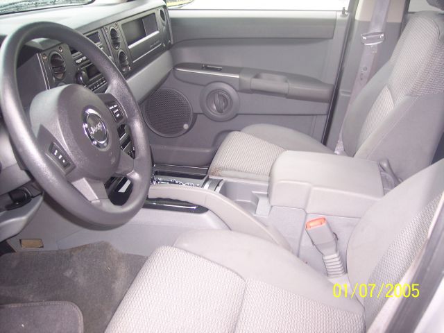 2006 Jeep Commander Ram 3500 Diesel 2-WD