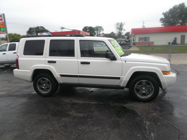 2006 Jeep Commander Ram 3500 Diesel 2-WD