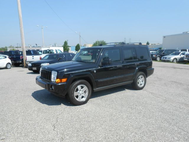 2006 Jeep Commander Ram 3500 Diesel 2-WD