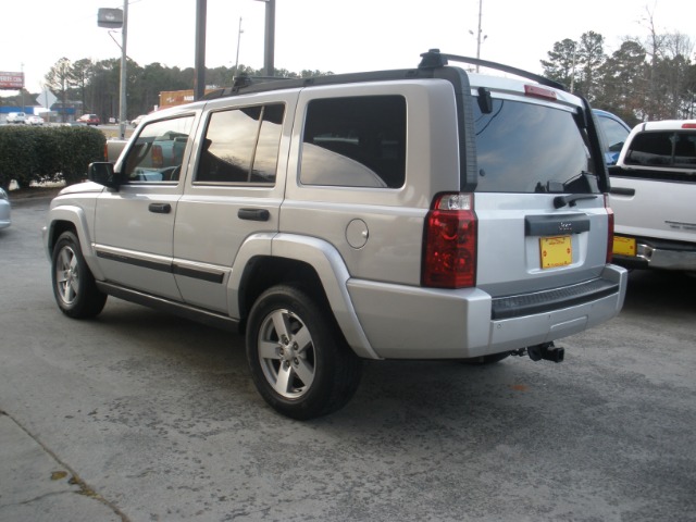 2006 Jeep Commander 4wd