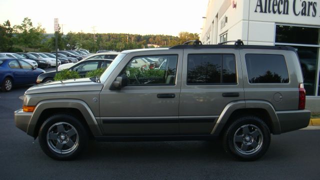 2006 Jeep Commander Ram 3500 Diesel 2-WD