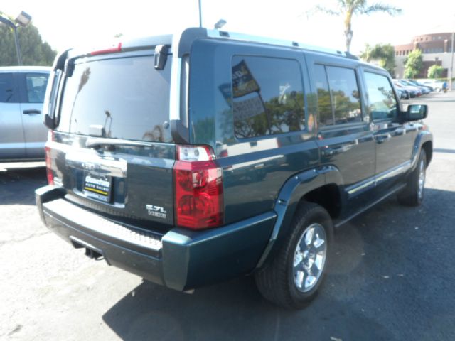 2006 Jeep Commander Super