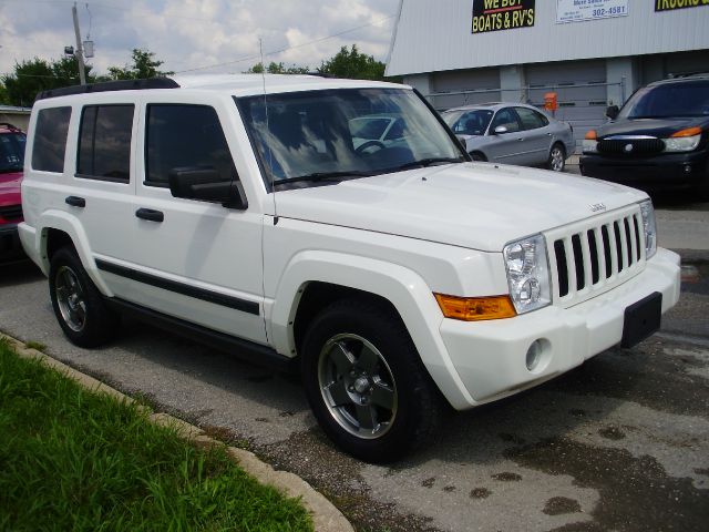 2006 Jeep Commander Ram 3500 Diesel 2-WD