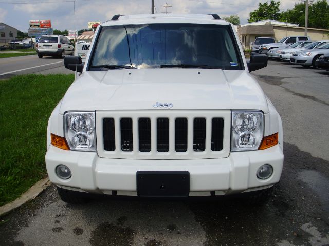 2006 Jeep Commander Ram 3500 Diesel 2-WD