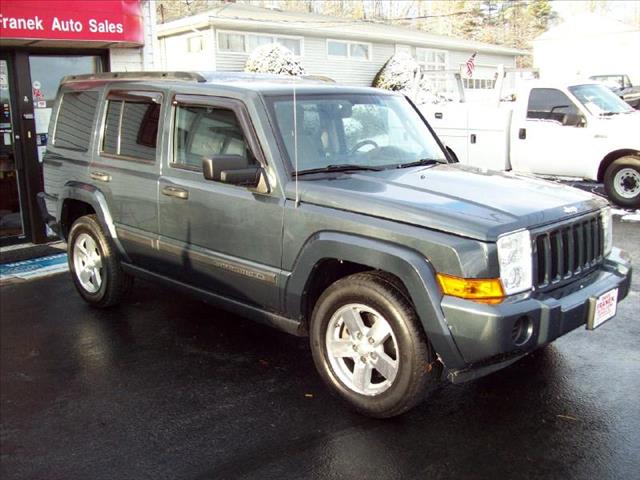 2006 Jeep Commander Unknown