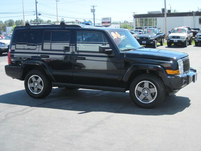 2006 Jeep Commander Ram 3500 Diesel 2-WD