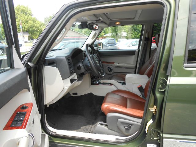 2006 Jeep Commander Super