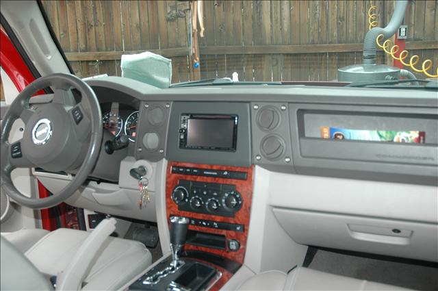 2006 Jeep Commander SLT 25