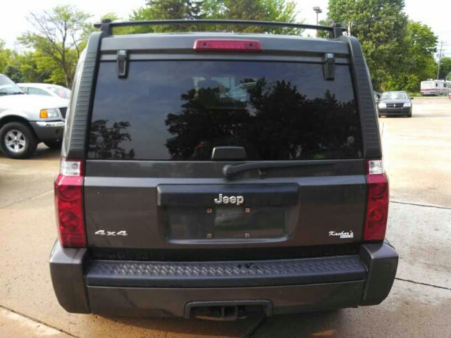 2006 Jeep Commander GSX