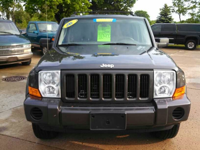 2006 Jeep Commander GSX