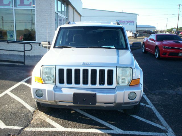 2006 Jeep Commander 4wd