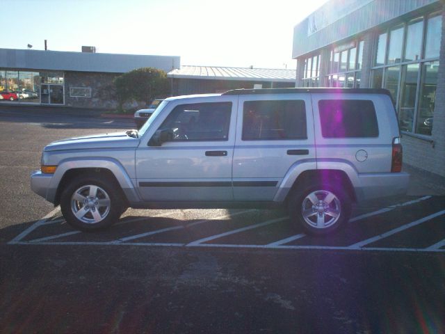 2006 Jeep Commander 4wd