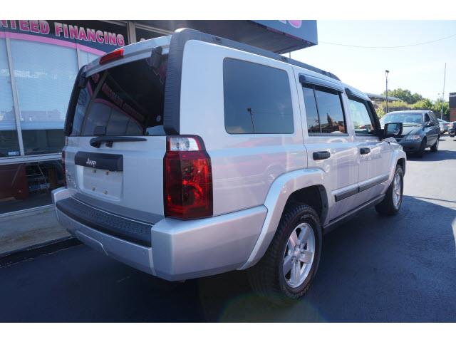 2006 Jeep Commander Unknown