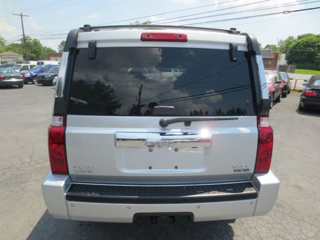 2006 Jeep Commander Super