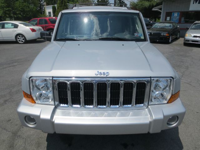 2006 Jeep Commander Super