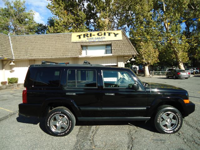 2006 Jeep Commander Ram 3500 Diesel 2-WD