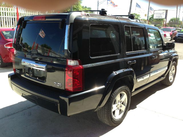 2006 Jeep Commander Super