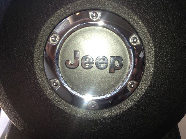 2006 Jeep Commander Super