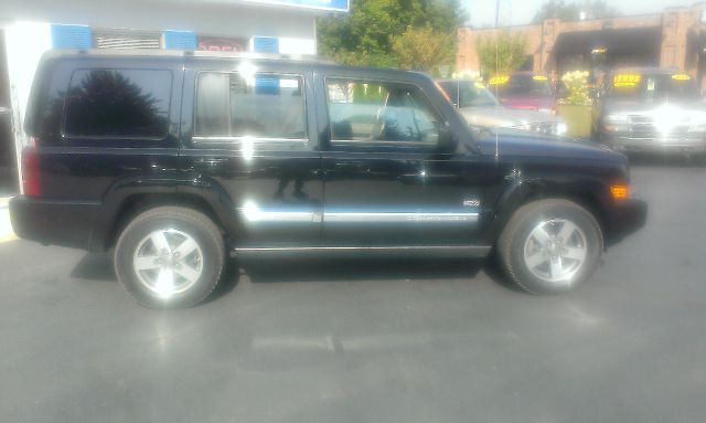 2006 Jeep Commander Ram 3500 Diesel 2-WD