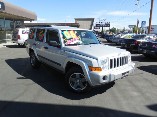 2006 Jeep Commander SLT 25