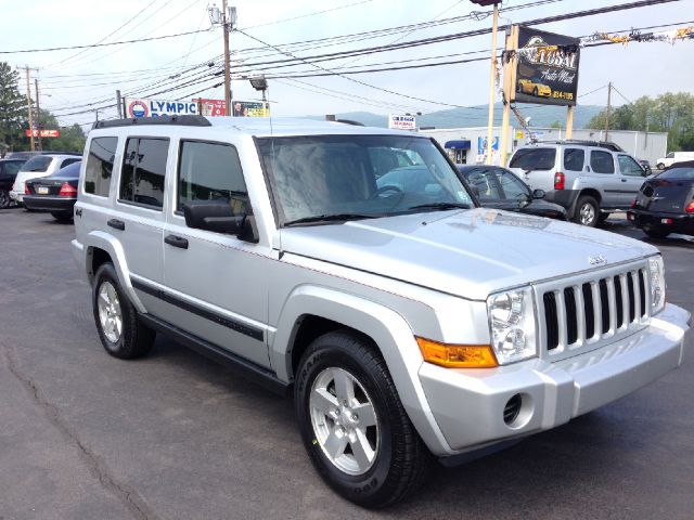 2006 Jeep Commander Ram 3500 Diesel 2-WD