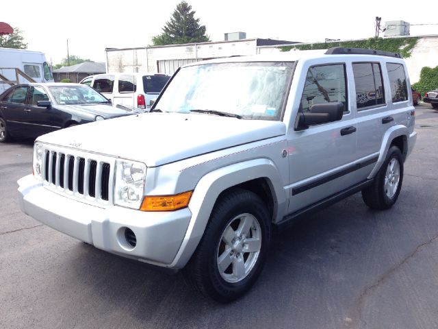 2006 Jeep Commander Ram 3500 Diesel 2-WD