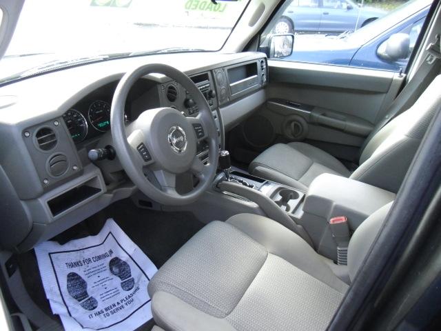 2006 Jeep Commander GSX