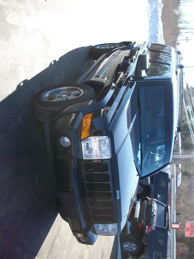 2006 Jeep Commander Ram 3500 Diesel 2-WD