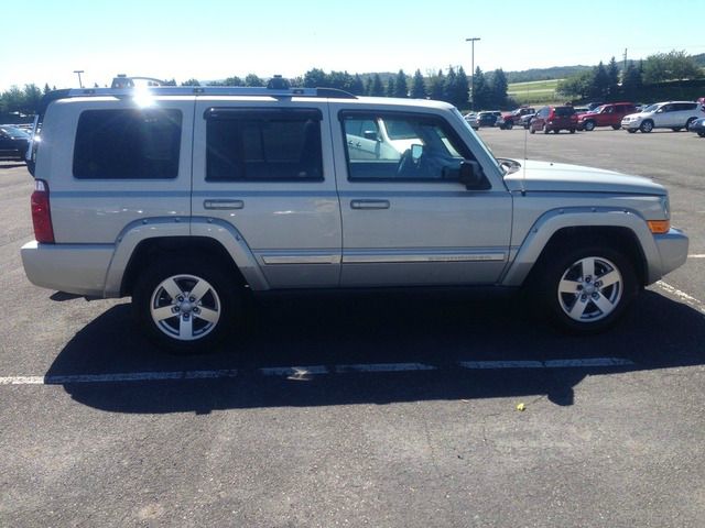 2007 Jeep Commander Super