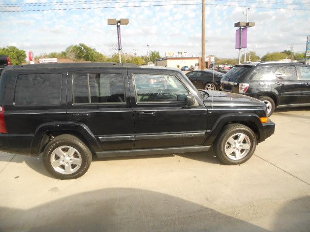 2007 Jeep Commander GSX