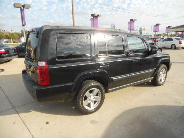 2007 Jeep Commander GSX