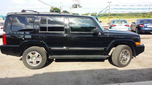 2007 Jeep Commander Extended Cab V8 LT W/1lt