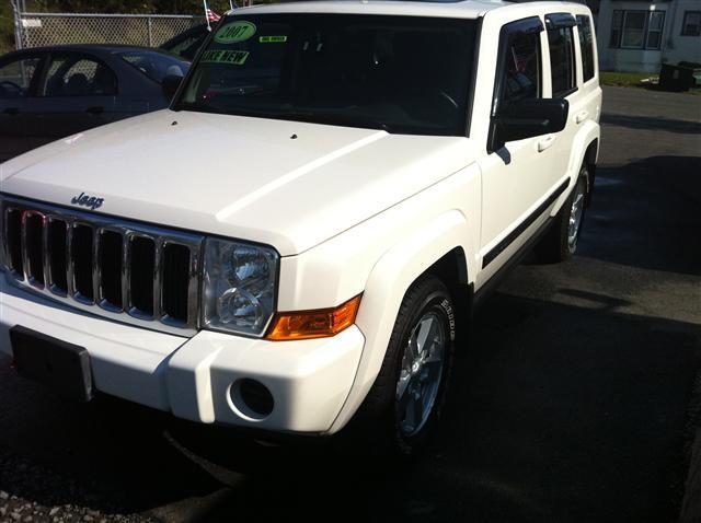 2007 Jeep Commander 2006.5 EX