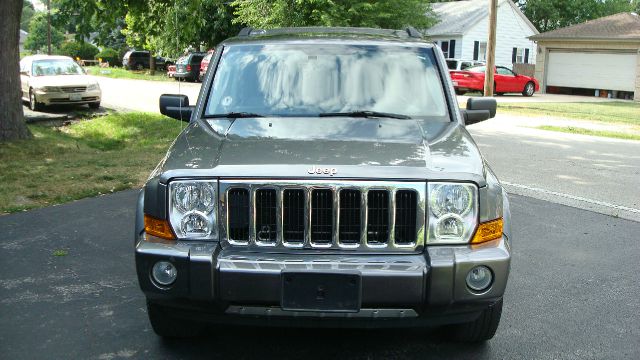 2007 Jeep Commander Super